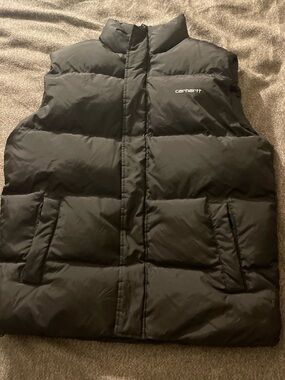 Carhartt WIP Men's Insulated Black Puffer Vest